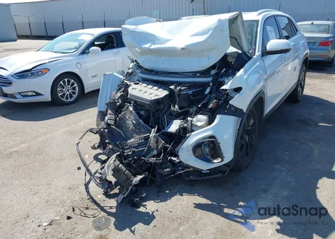 2024 Volkswagen Atlas Cross Sport 2.0T Se W/Technology from USA, damaged, VIN 1V2KE2CA2RC200205